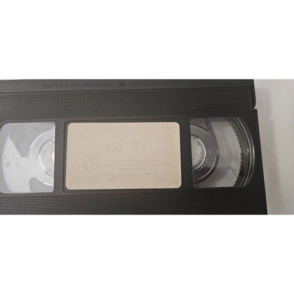 Doll Face (VHS, 1994) Perry Como, Dennis O'Keefe, Vivian Blaine, Carmen Miranda - Picture 7 of 7